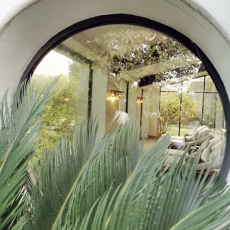 Le Clos Saint-martin & Отель Сен-Мартен-де-Ре