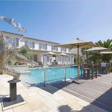 Le Clos Saint-martin & 4*