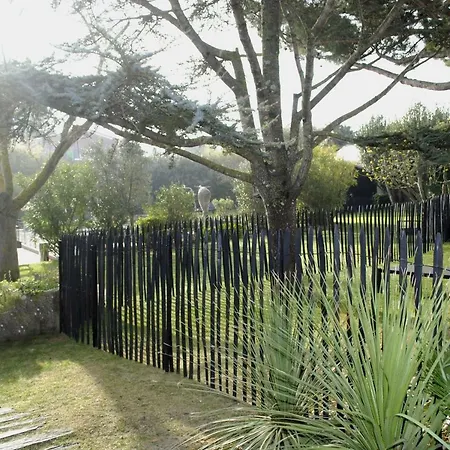 Le Clos Saint-martin & Отель Сен-Мартен-де-Ре