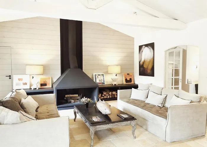 Hotel Le Clos Saint-martin &