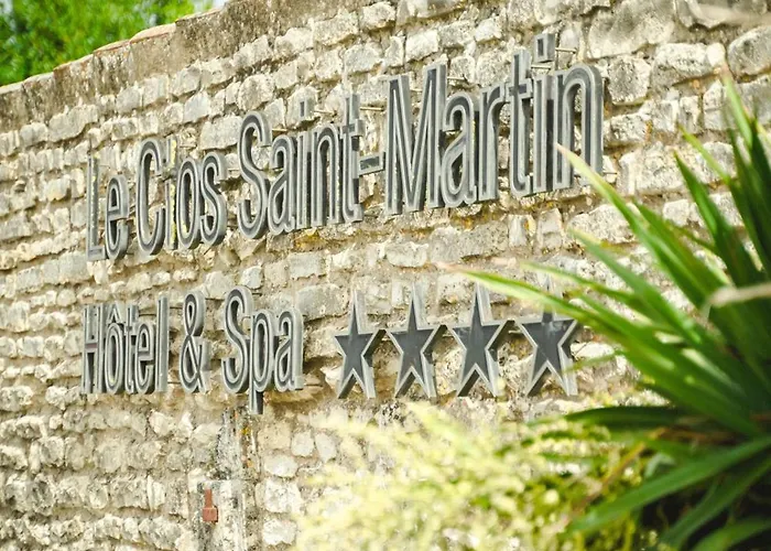 Le Clos Saint-martin & 4*