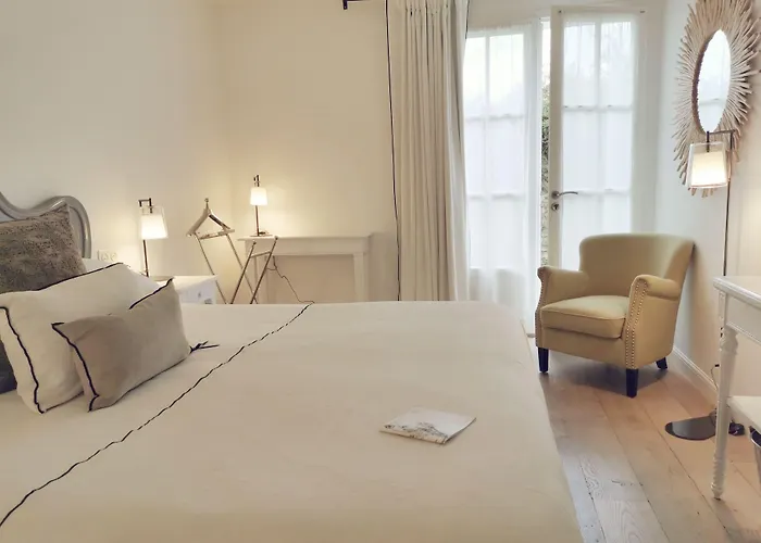 Hotel Le Clos Saint-martin &