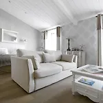 Le Clos Saint-martin & Hotel 4*