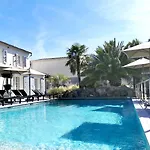Le Clos Saint-martin & Hotel