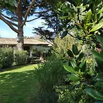 Le Clos Saint-martin & Hotel 4*