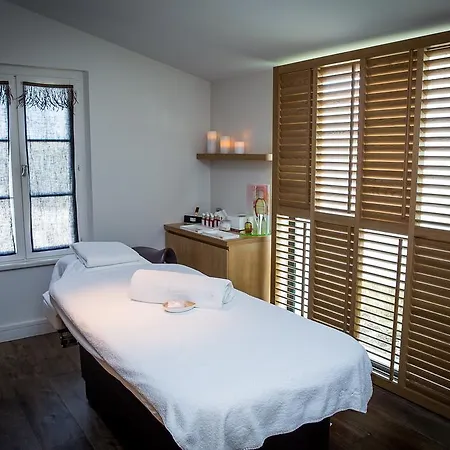 Hotel Le Clos Saint-martin & 4*