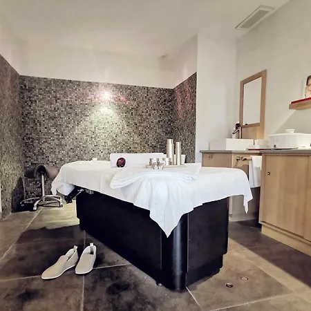 Le Clos Saint-martin & Hotel