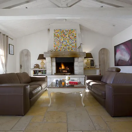 Le Clos Saint-martin & Hotel 4*