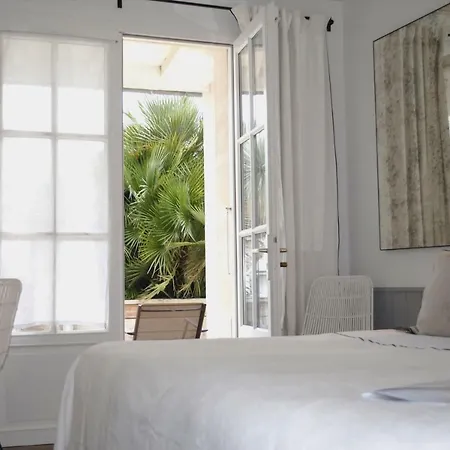 Hotel Le Clos Saint-martin &