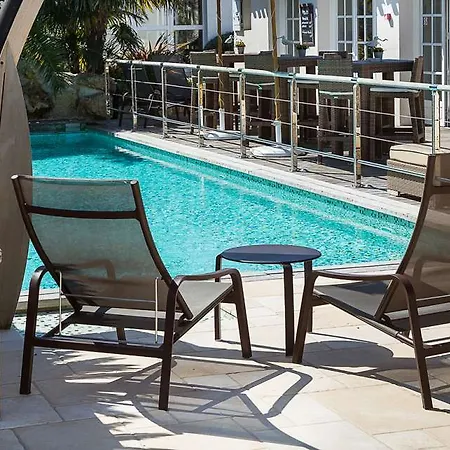 Le Clos Saint-martin & Hotel